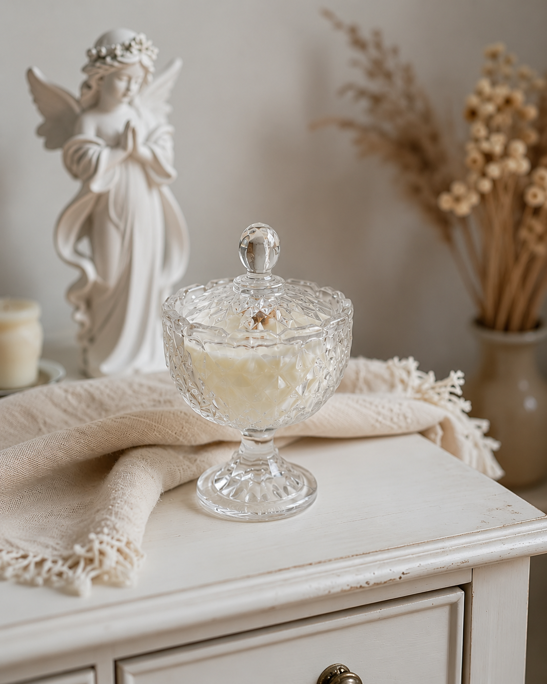Lumânare parfumată în cupă transparentă din sticlă cu picior - Lavandă & Vanilie 250 g